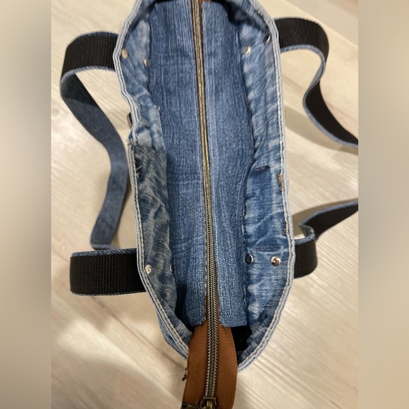 Denim patchwork shoulder bag upcycled jeans boho bag - Picture 7 of 15